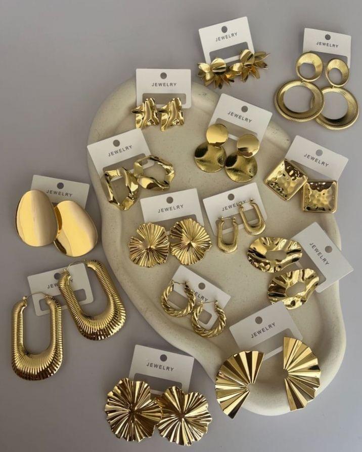 🌟 O Kit de Brincos Dourados Que Vai Mudar Seu Look em Segundos 🌟